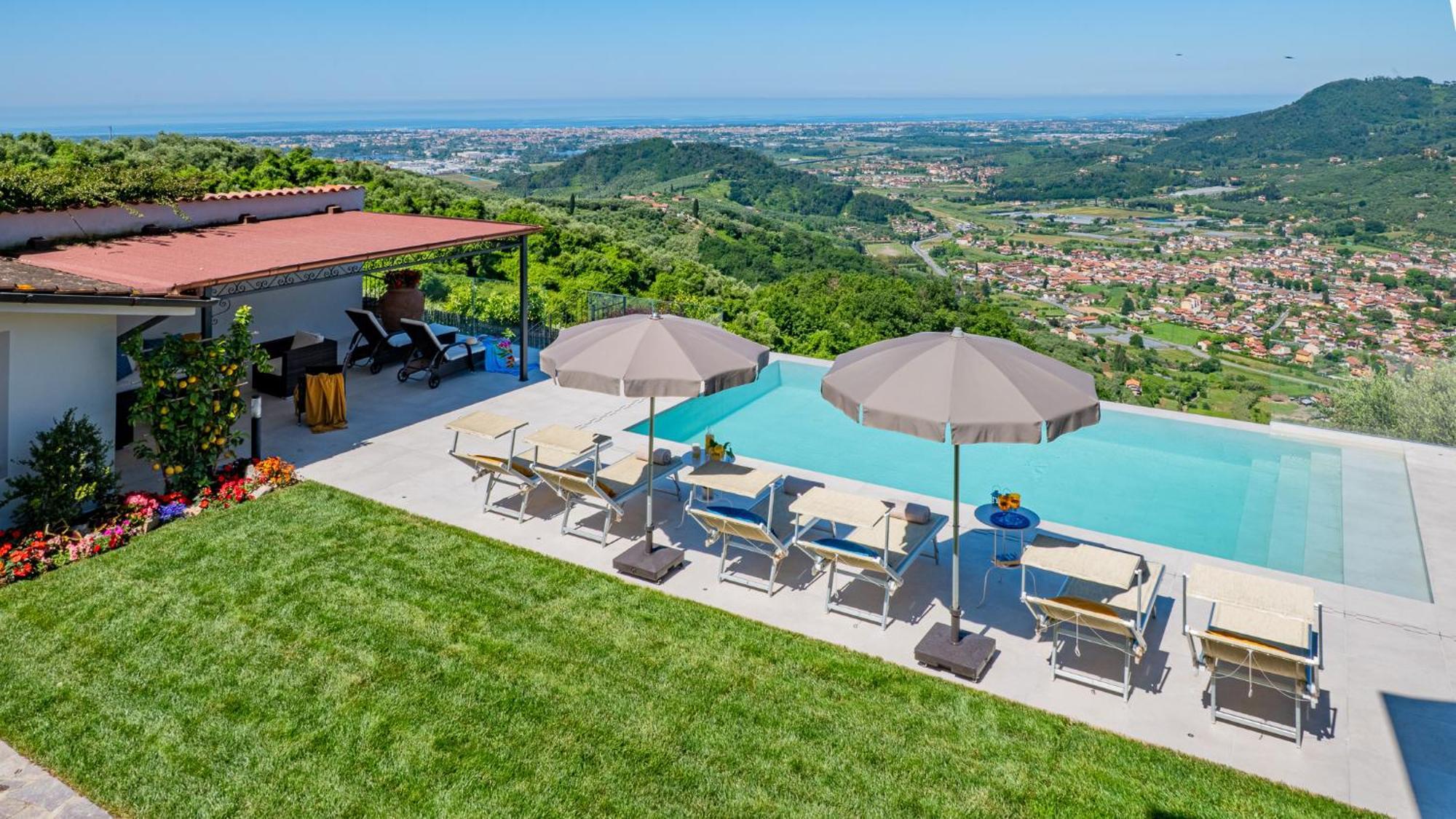 Villa Elena 9&1, Emma Villas Stiava Buitenkant foto